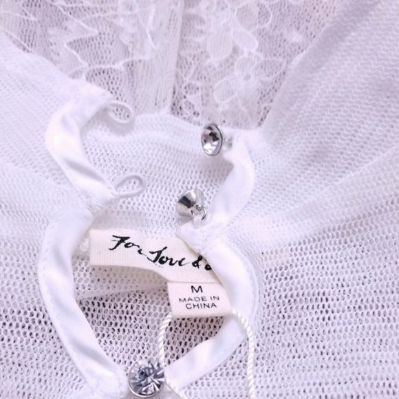 🚫SOLD🚫FOR LOVE & LEMONS BRIDAL COLLECTION - Picture 7 of 8